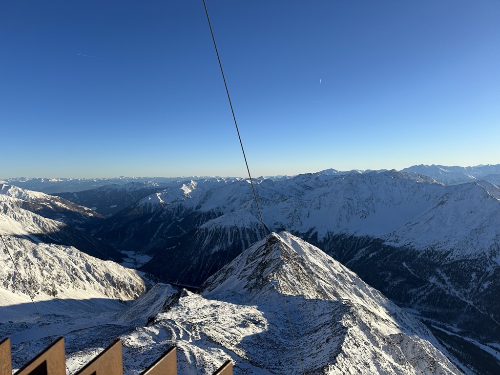 Photo №2 of Grawand