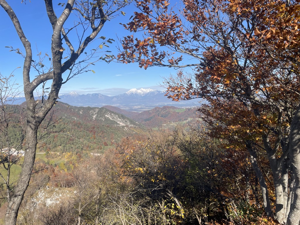 Photo №1 of Grmada