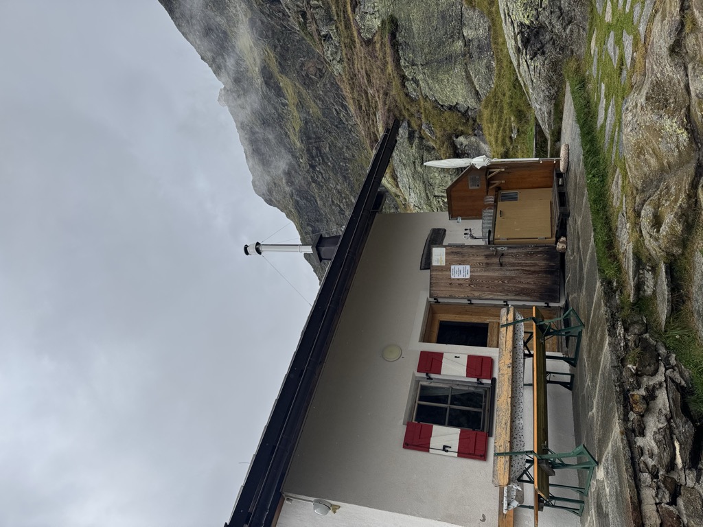 grohmannhutte-rifugio-vedretta-piana-3