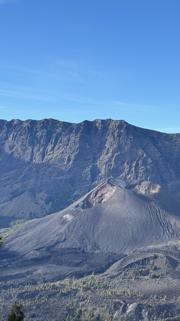 Photo №1 of Gunung Barujari