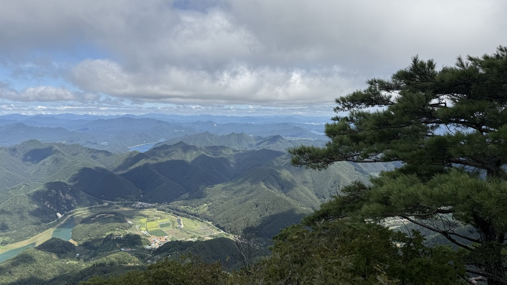 Photo №1 of Habong