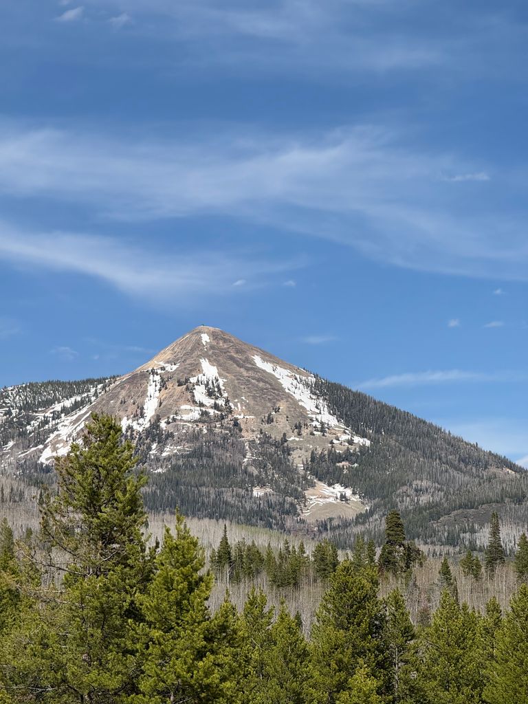 Photo №2 of Hahns Peak