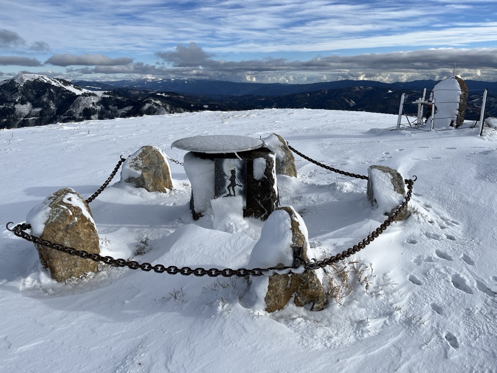 Photo №2 of Hochanger