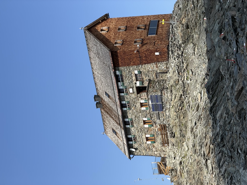 Photo №3 of Hochstubaihütte
