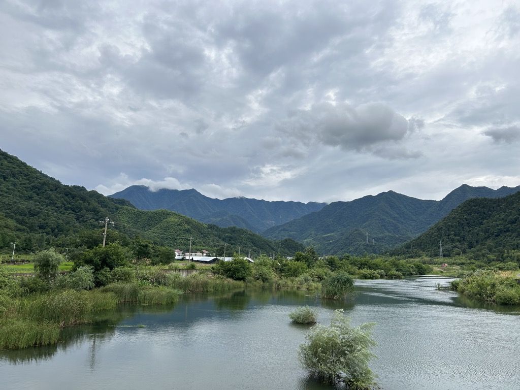 Photo №1 of Huáng Huā Jiān