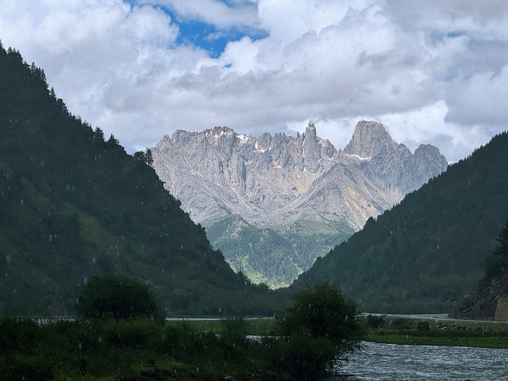 Photo №2 of Jarjinjabo