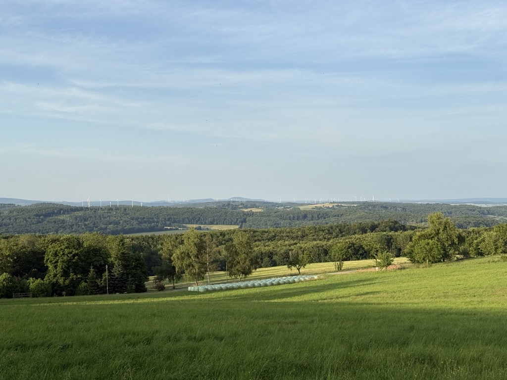 Photo №2 of Knochen