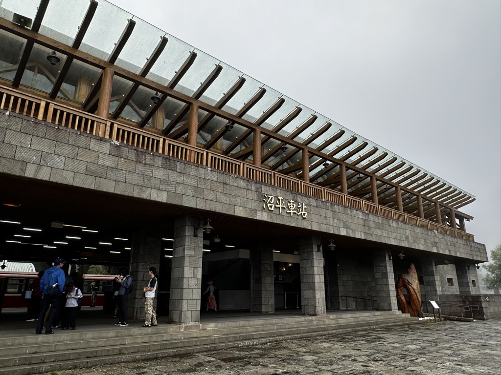 l-sh-n-ji-s-n-lin-you-le-q-l-ke-fu-wu-zh-ng-x-n-3