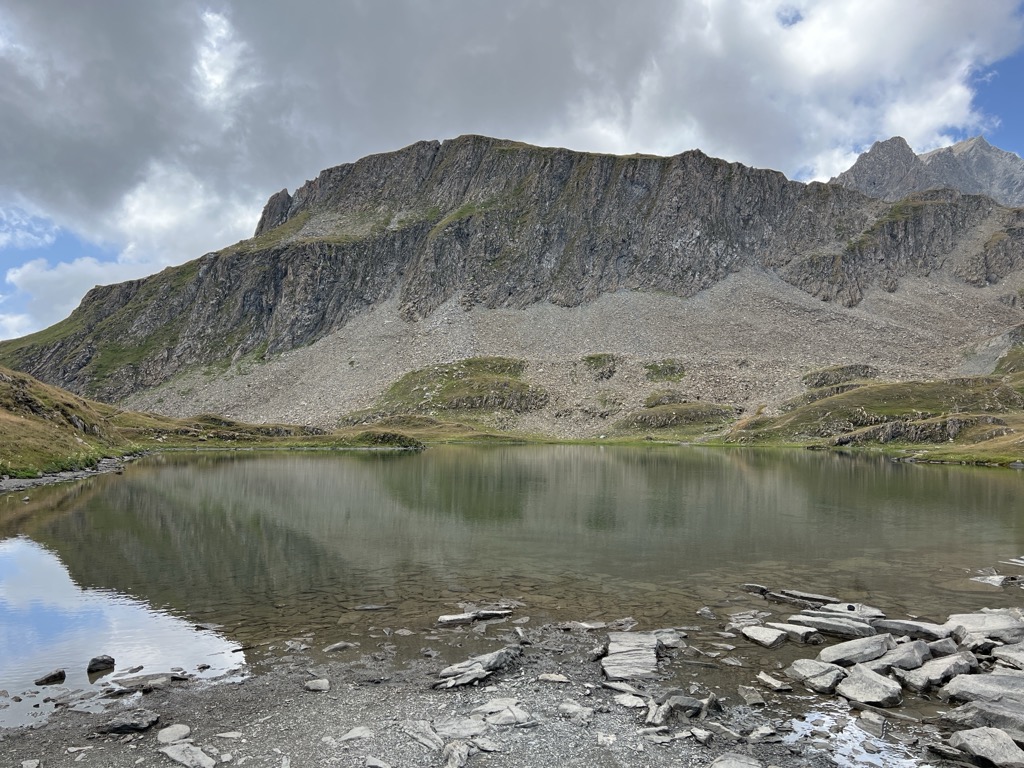 Photo №2 of Lac Cornu
