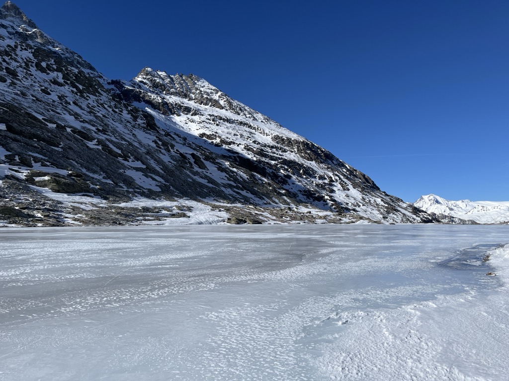 Photo №3 of Lac de Savine