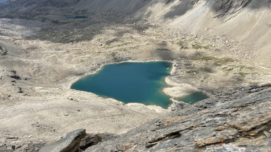 Photo №3 of Lac des Neuf Couleurs