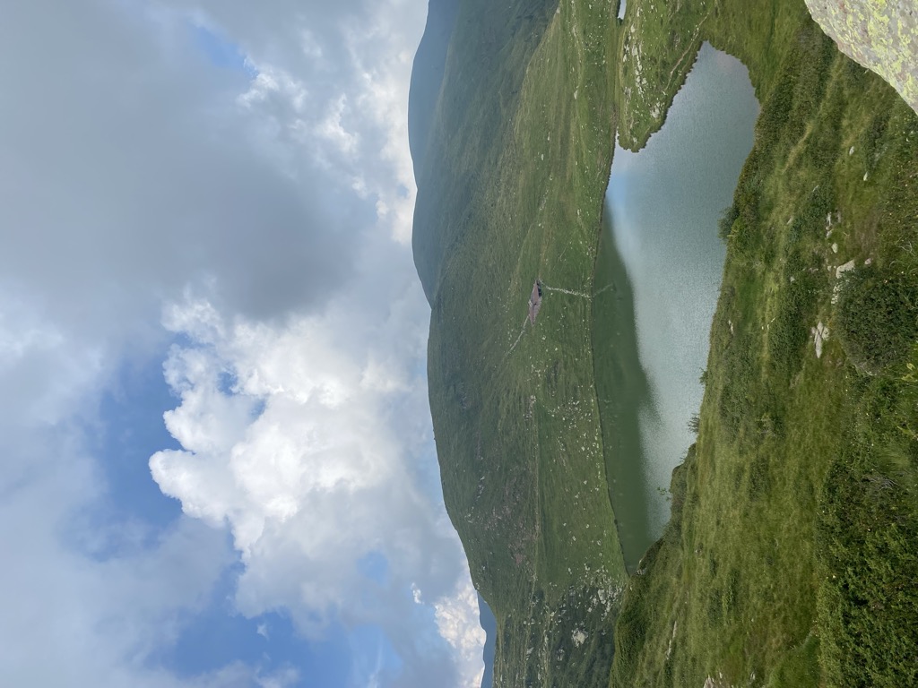 Photo №2 of Laghetto di Mignolo Alto
