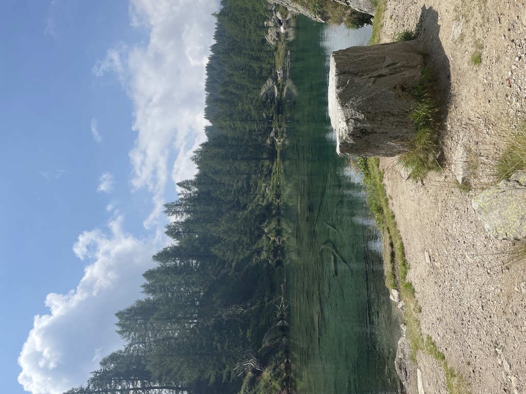 Photo №3 of Lago Azzurro (Lago delle Streghe)