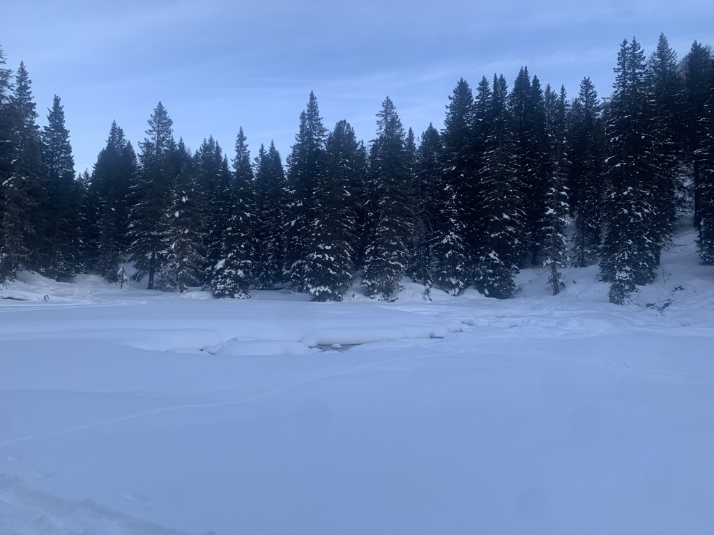 Photo №3 of Lago Bain de Dones
