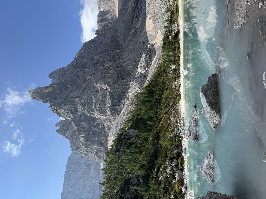 Photo №2 of Lago del Sorapíss