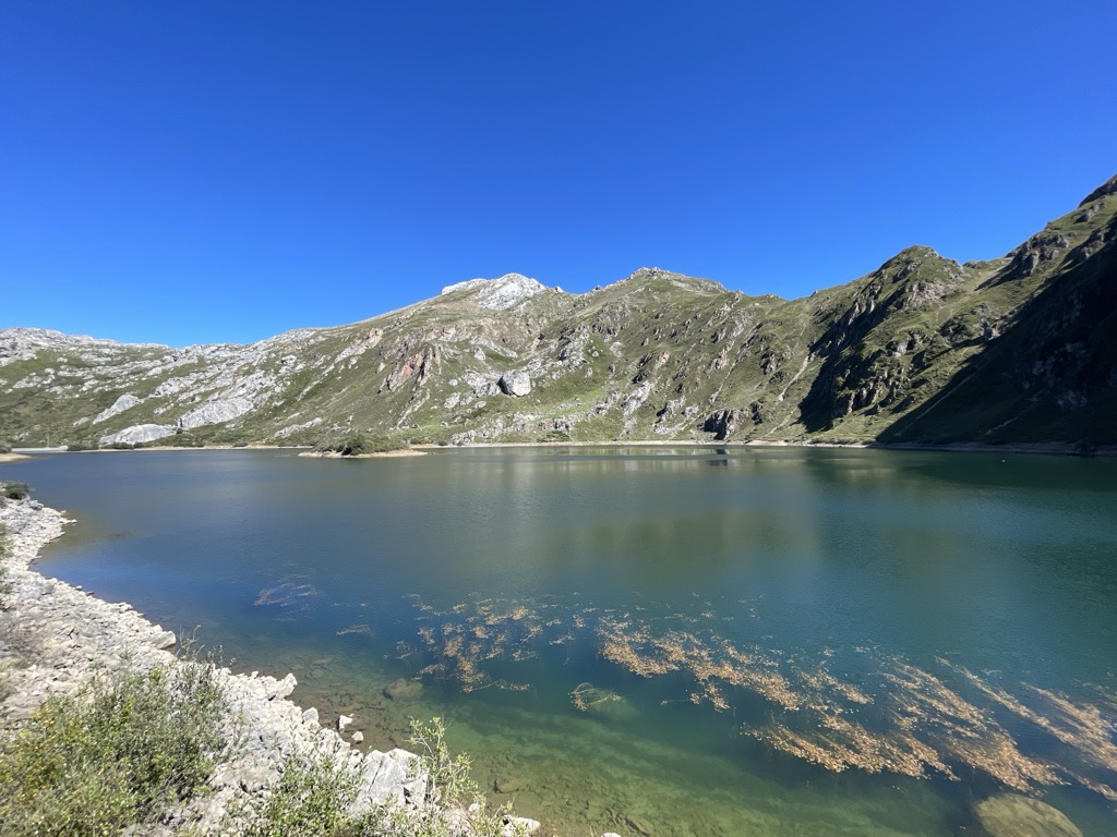 Photo №2 of Lago del Valle