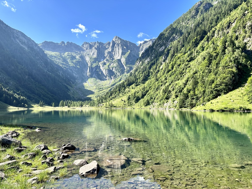 Photo №3 of Lago di Cama