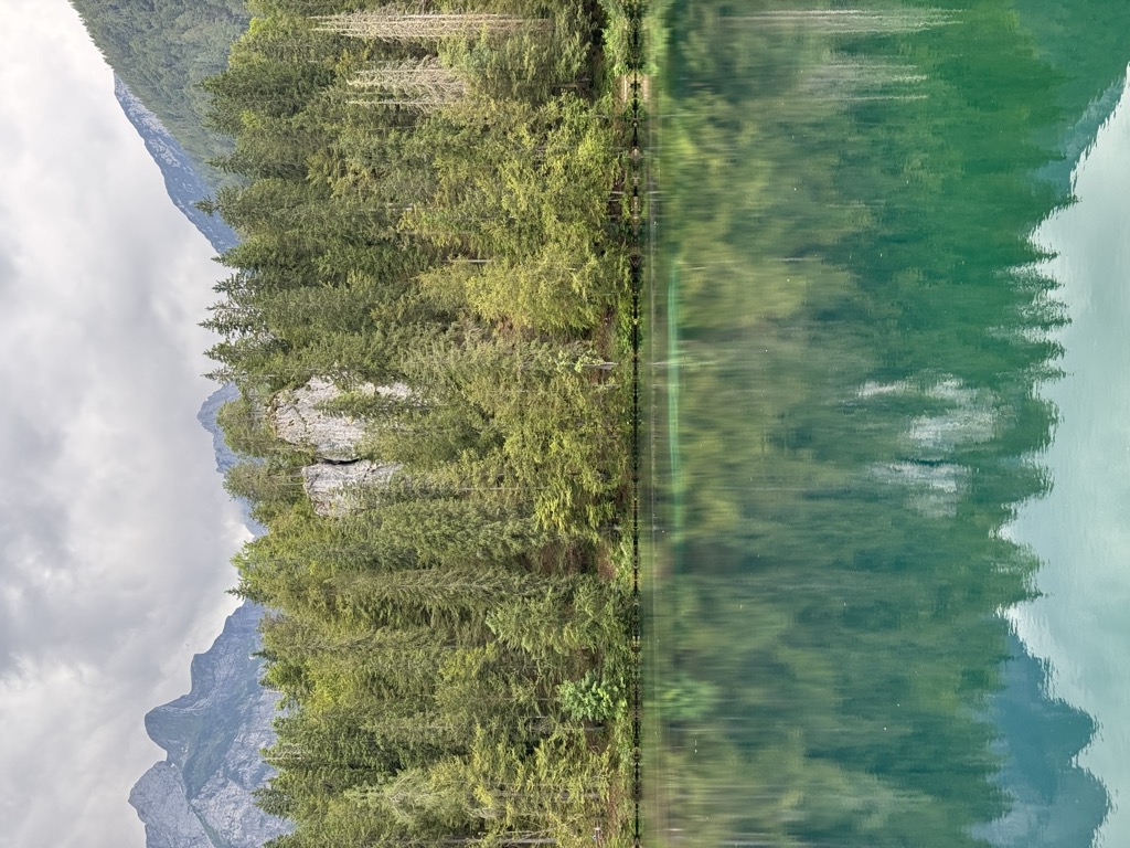 Photo №4 of Lago di Fusine inferiore / Unterer Weißenfelser See / Spodnje Belopeško jezero / Lât di Fusinis disot