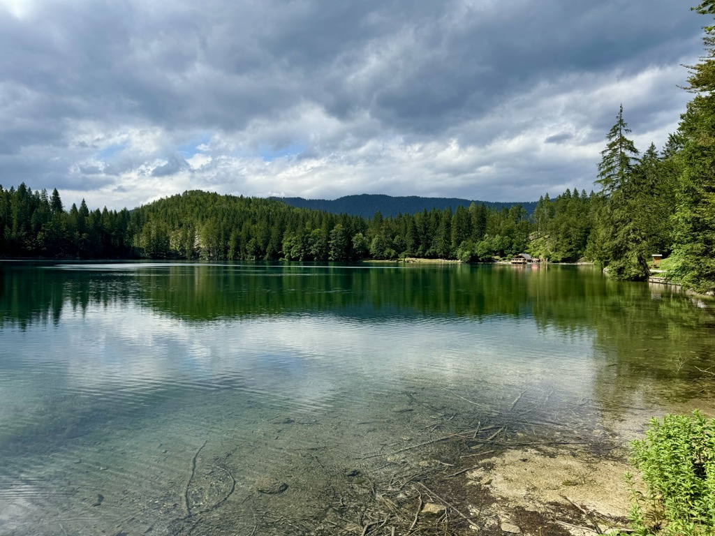 Photo №5 of Lago di Fusine inferiore / Unterer Weißenfelser See / Spodnje Belopeško jezero / Lât di Fusinis disot