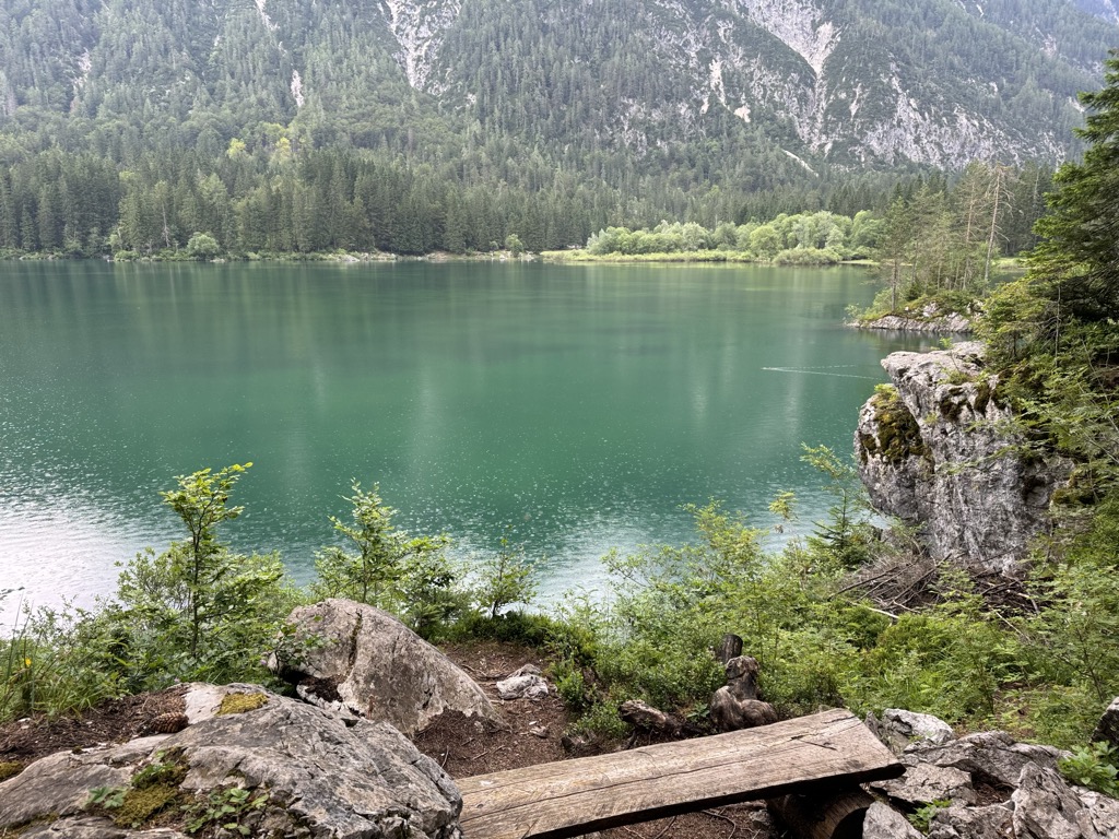 Photo №2 of Lago di Fusine superiore / Oberer Weißenfelser See / Zgornje Belopeško jezero / Lât di Fusinis disot