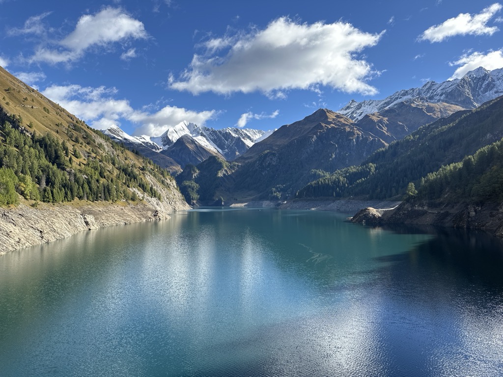 Photo №1 of Lago di Luzzone