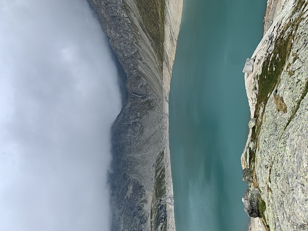 Photo №2 of Lago Serrù