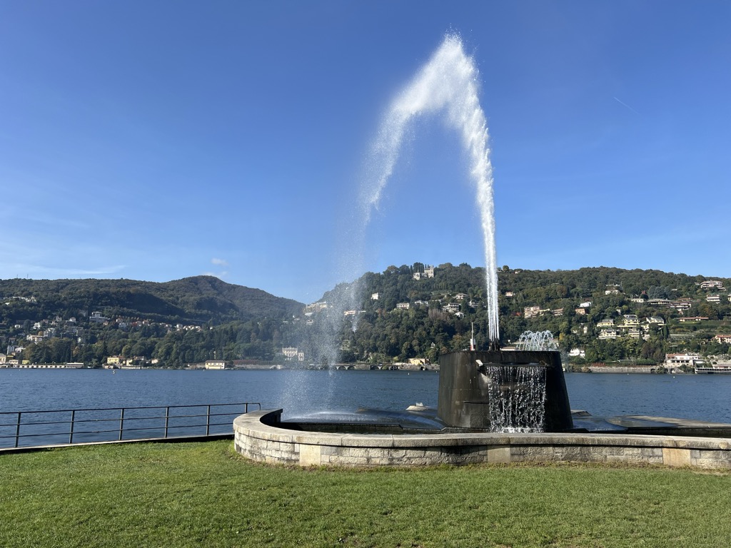 Photo №11 of Lake Como