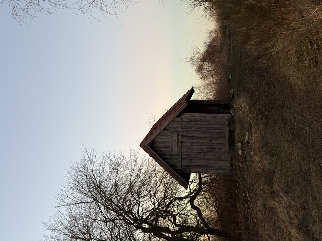 landschutz-hutte-1