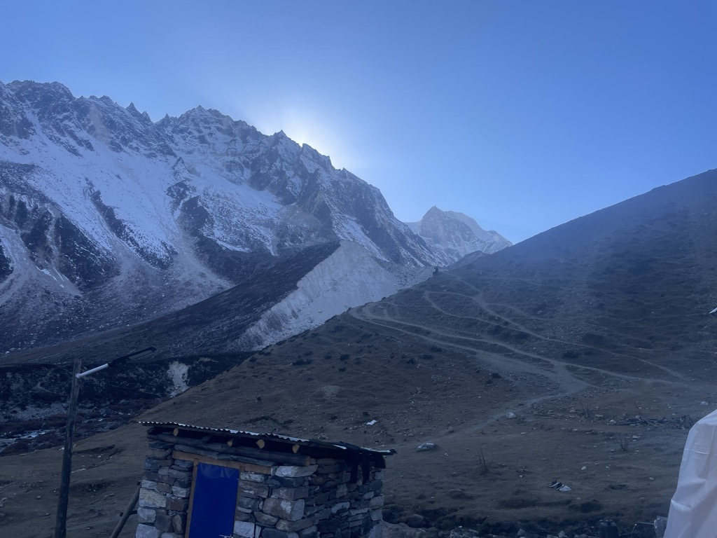 larkya-rest-house-1