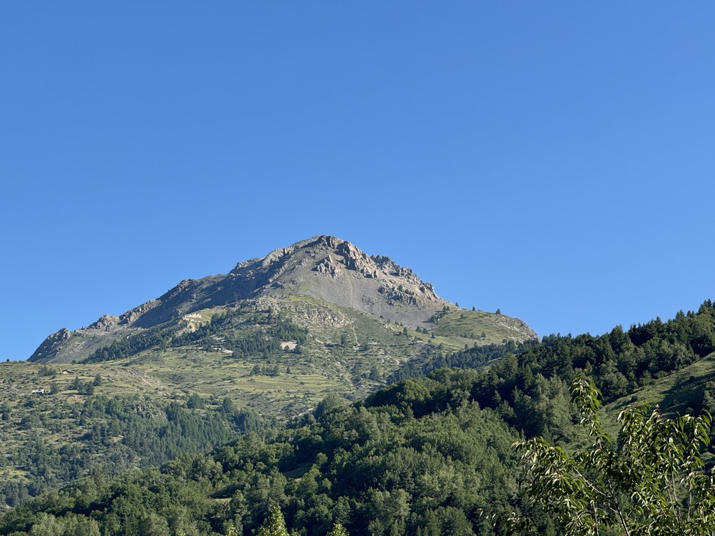 Photo №4 of Le Grand Aréa