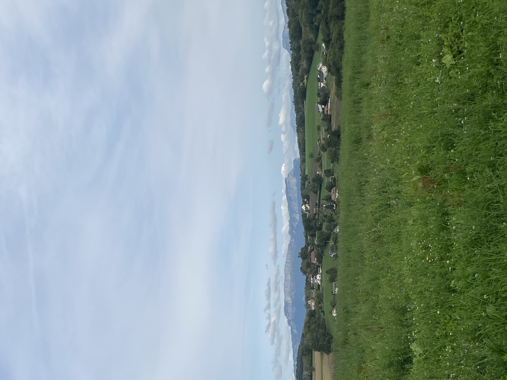 Photo №2 of Les Devins