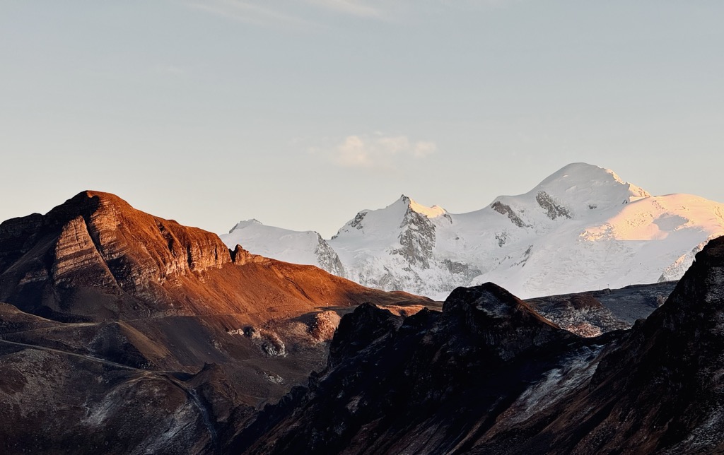 Photo №2 of Les Grands Vans