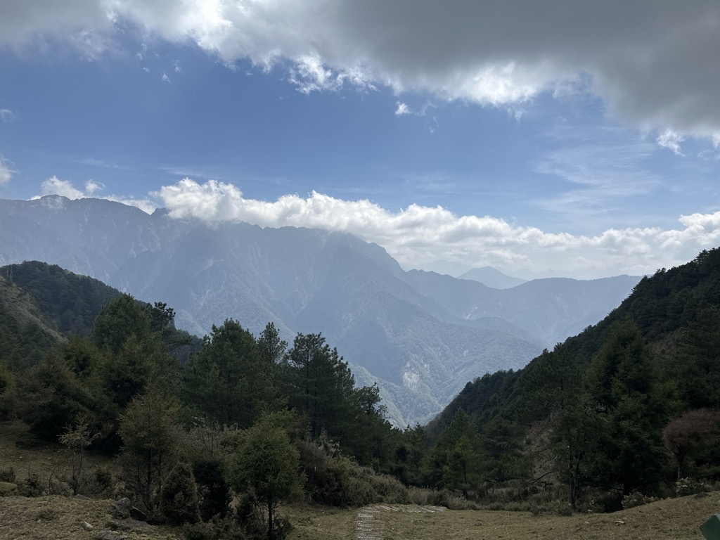 Photo №6 of Lín Zhǐ Shān āNbù