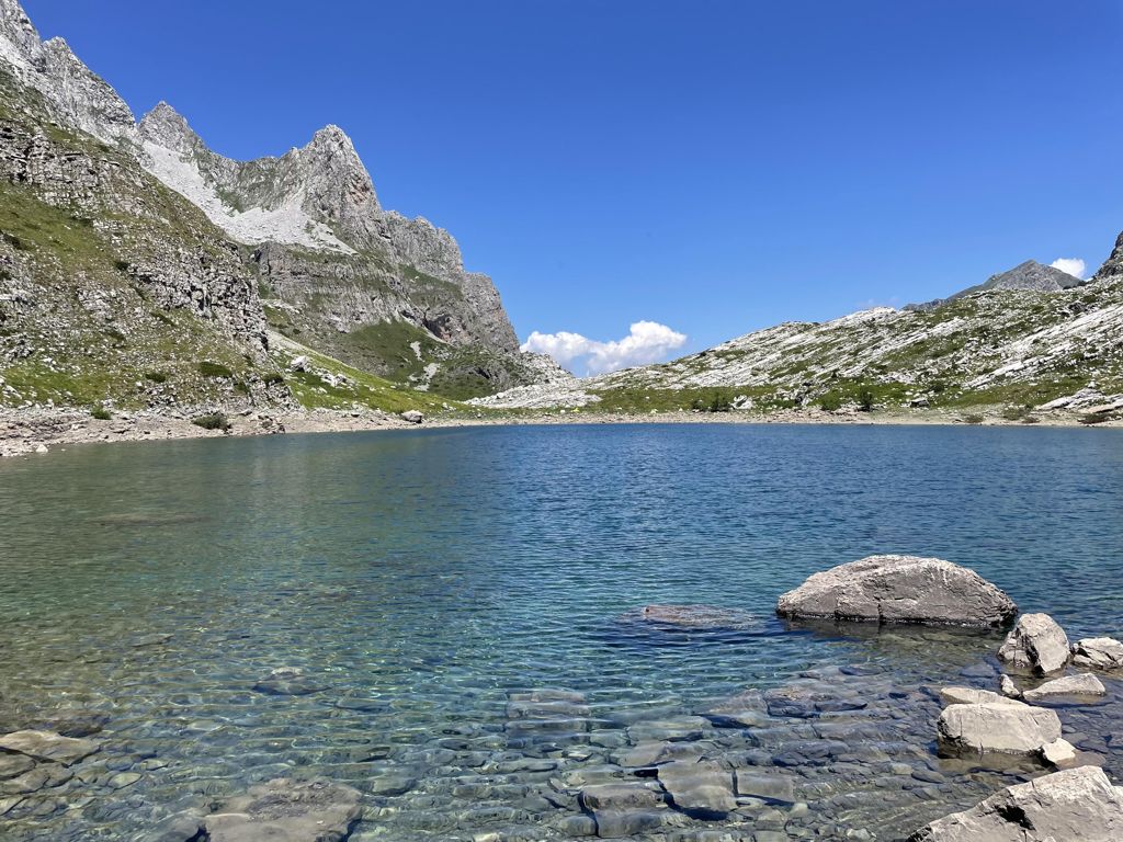 Photo №2 of Liqenjtë e Jezercës