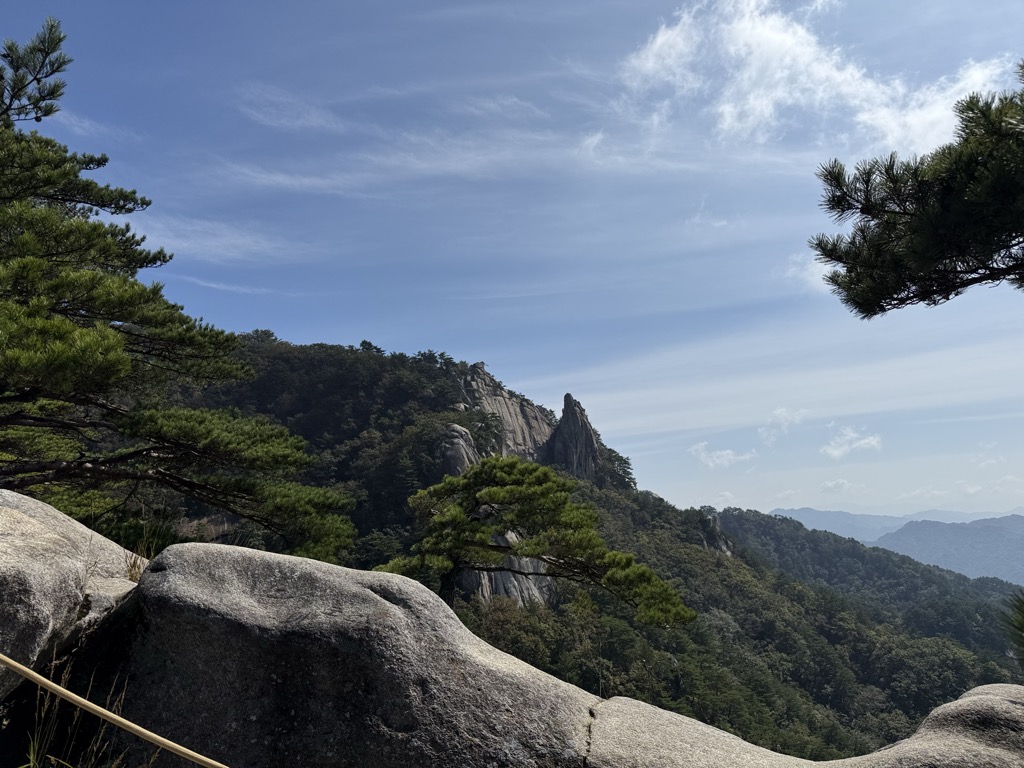 Photo №2 of Manjangbong