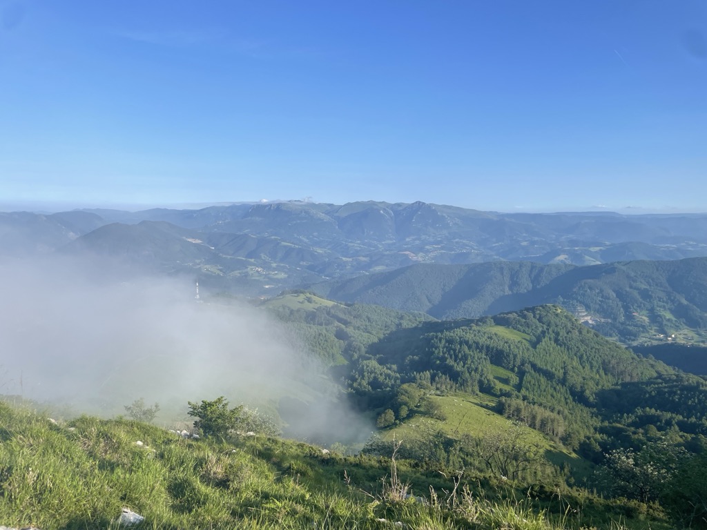 Photo №2 of Mendigain
