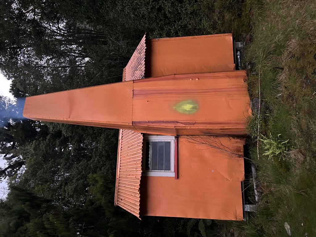 mid-styx-hut-1
