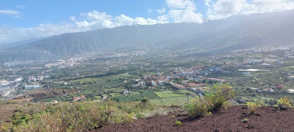 Photo №2 of Montaña los Frailes