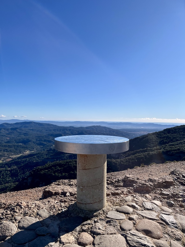 Photo №1 of Montcau