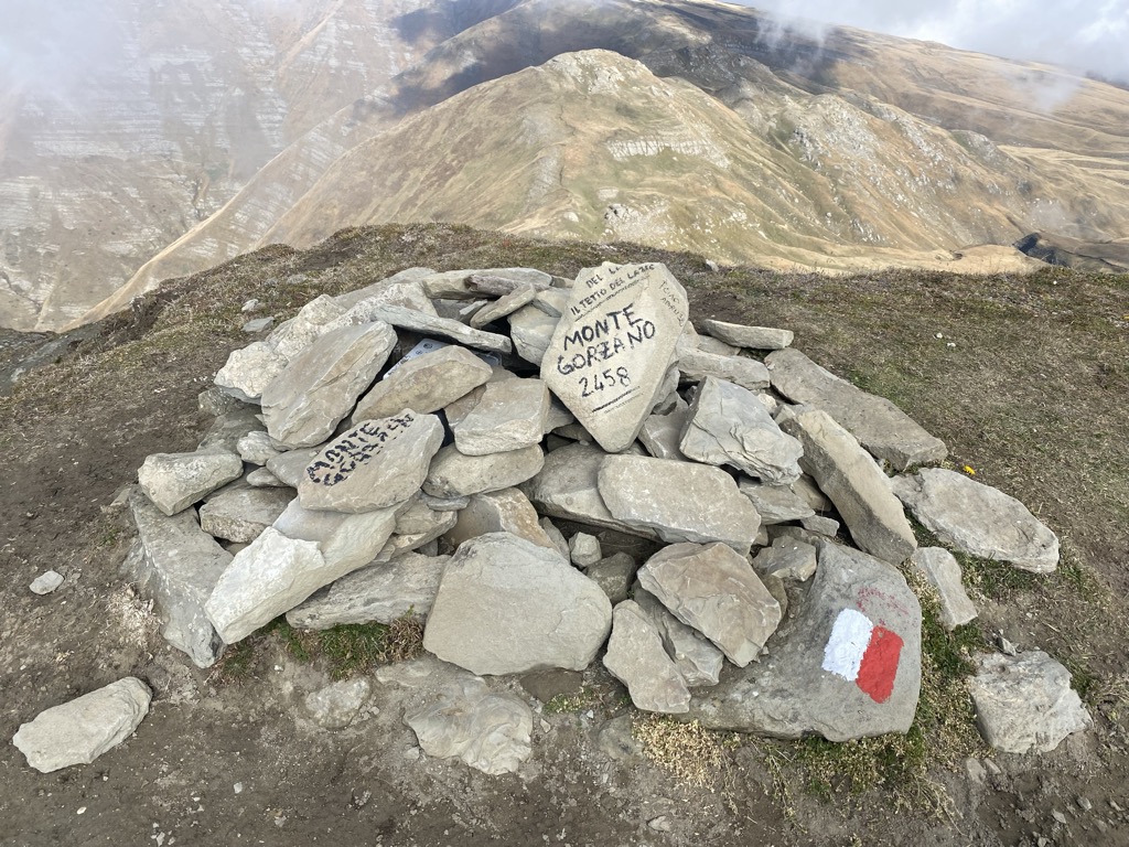 Photo №1 of Monte Gorzano