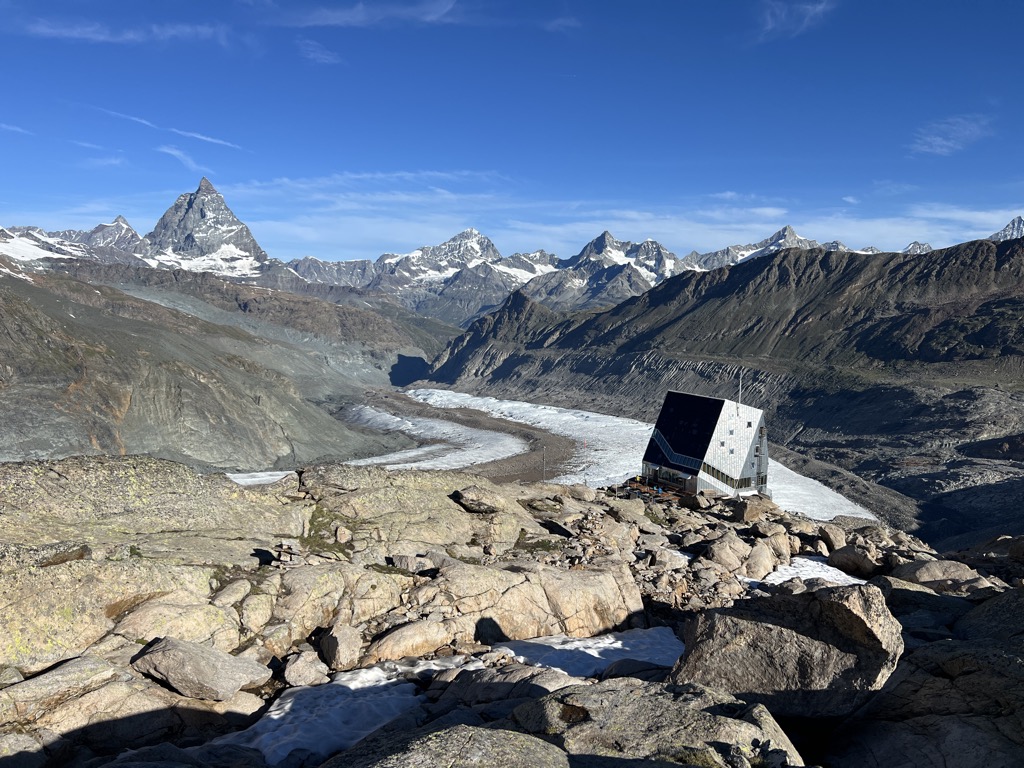 monte-rosa-hut
