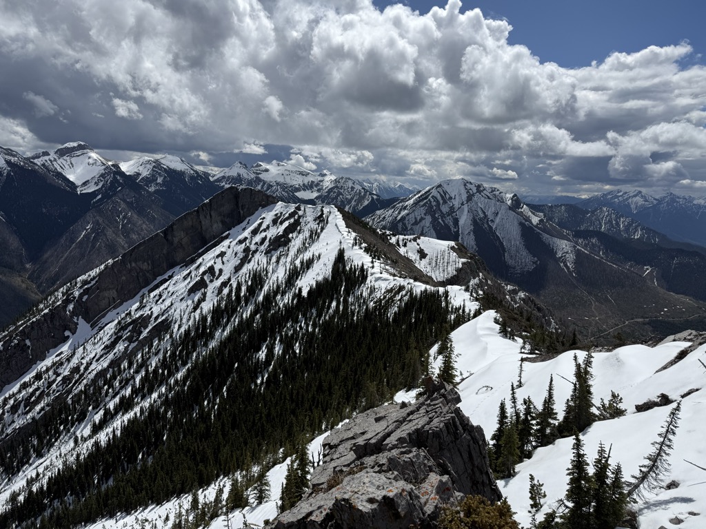 Photo №1 of Mount Glenn