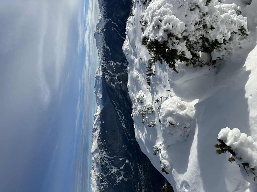 Photo №1 of Mount Sproatt