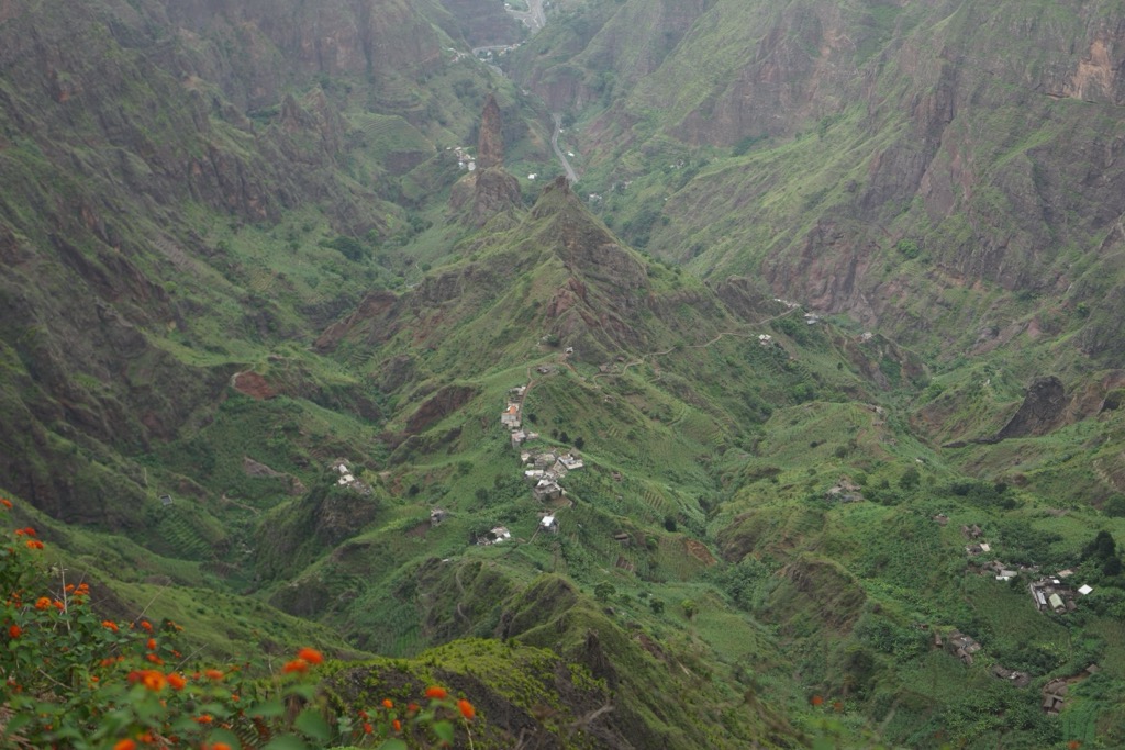 Photo №1 of Pedra Rachada;radar - A.S.A.