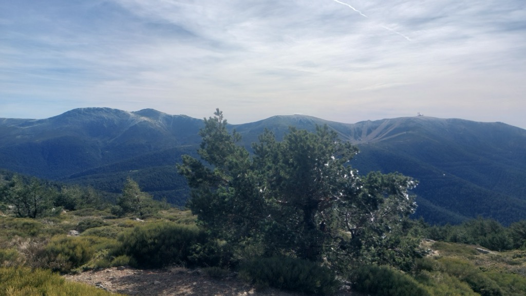Photo №2 of Peña Citores