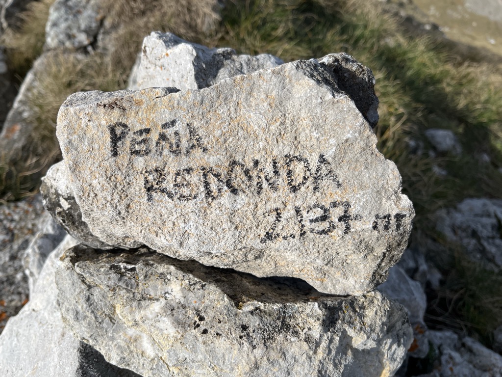 Photo №1 of Peña Redonda