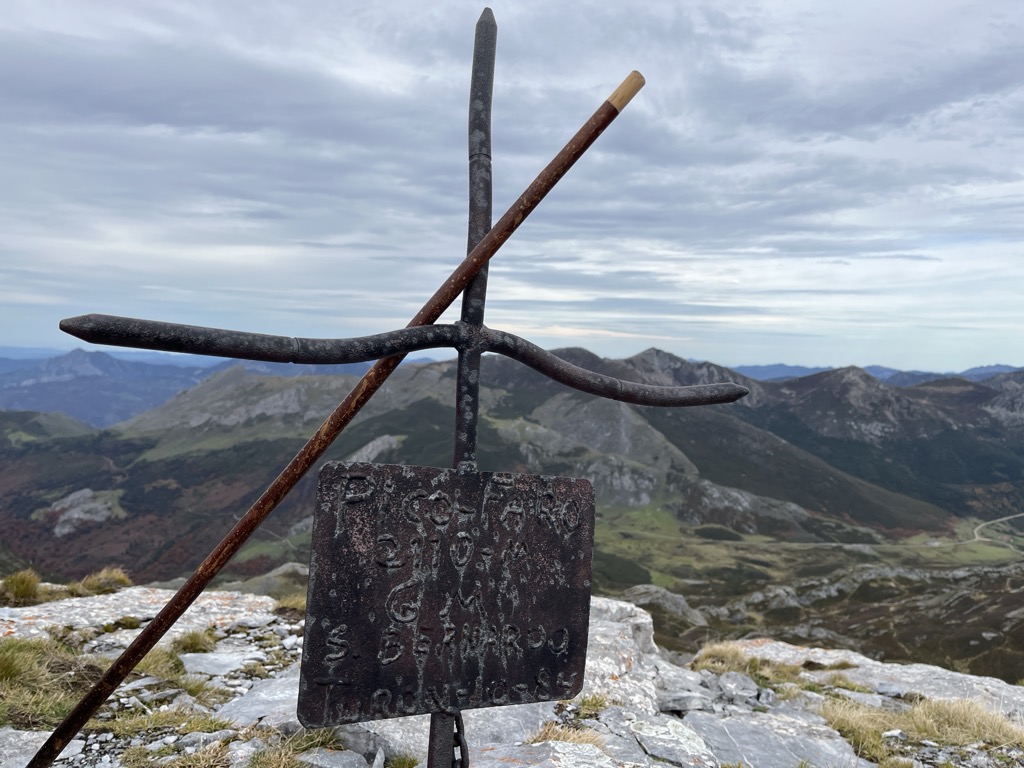 Photo №2 of Pico Peñas del Faro