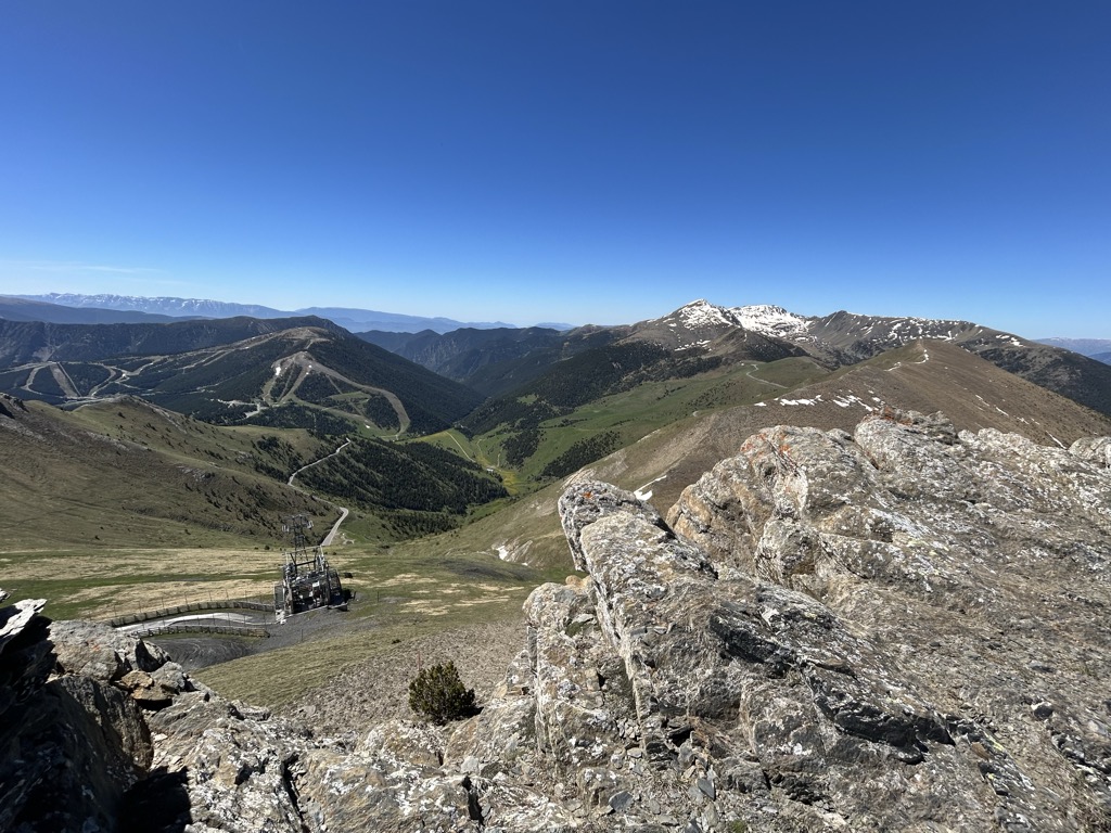 Photo №2 of Pic Negre