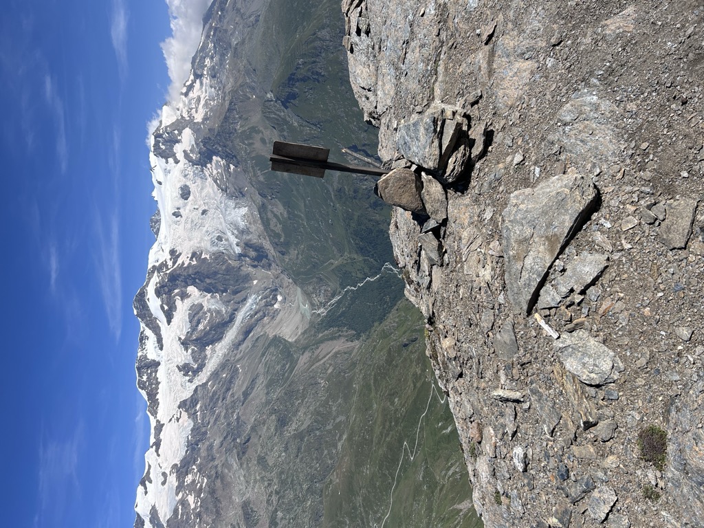 Photo №2 of Piccolo Rothorn