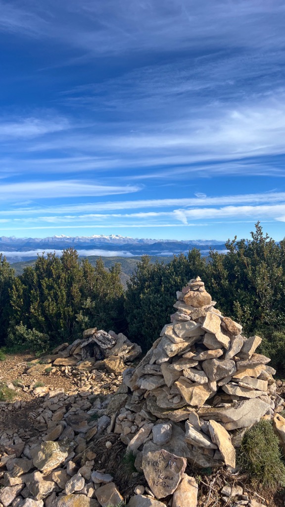 Photo №1 of Pico del Águila